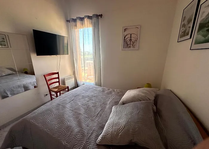 Les Oiseaux De Porticcio Hébergement de vacances *